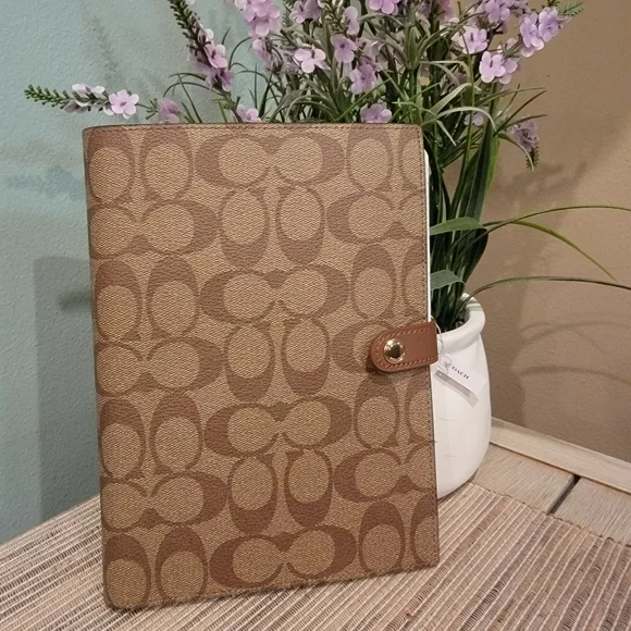 Coach Notebook in signature canvas - Picture 1 of 13